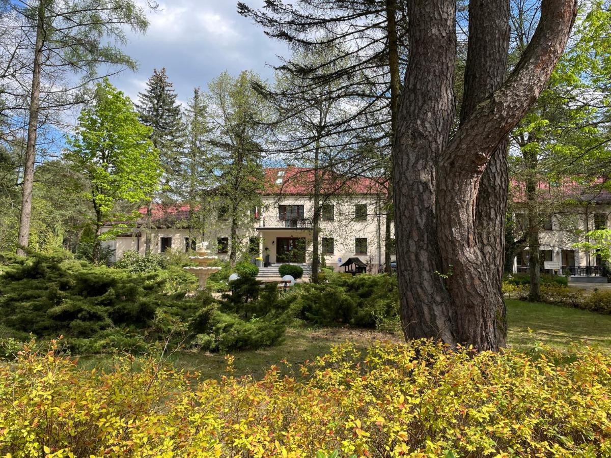 Park Rekreacyjno-Biznesowy Las Woda Wilga Extérieur photo