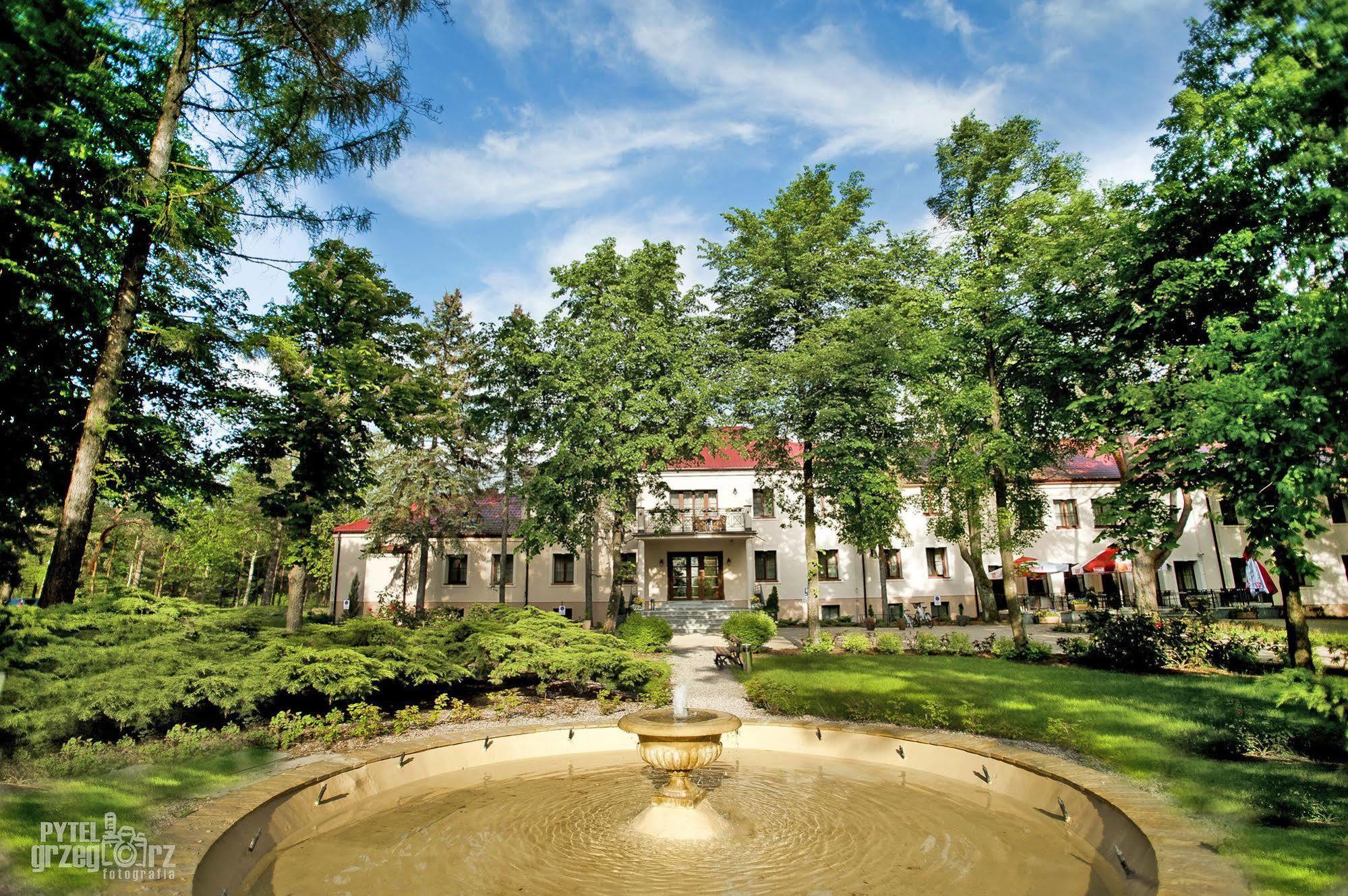 Park Rekreacyjno-Biznesowy Las Woda Wilga Extérieur photo